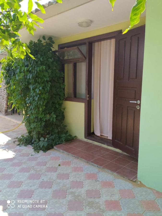 Small Guest House Lazurne Dış mekan fotoğraf