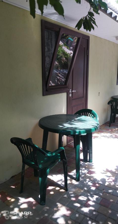 Small Guest House Lazurne Dış mekan fotoğraf