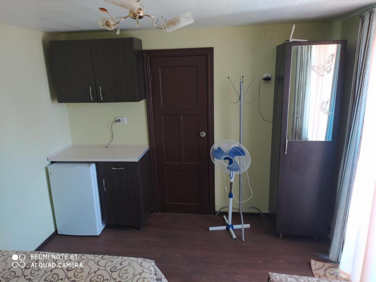 Small Guest House Lazurne Dış mekan fotoğraf